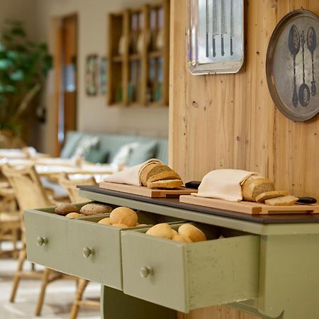Manci Apartments By Hotel America Trento Bagian luar foto