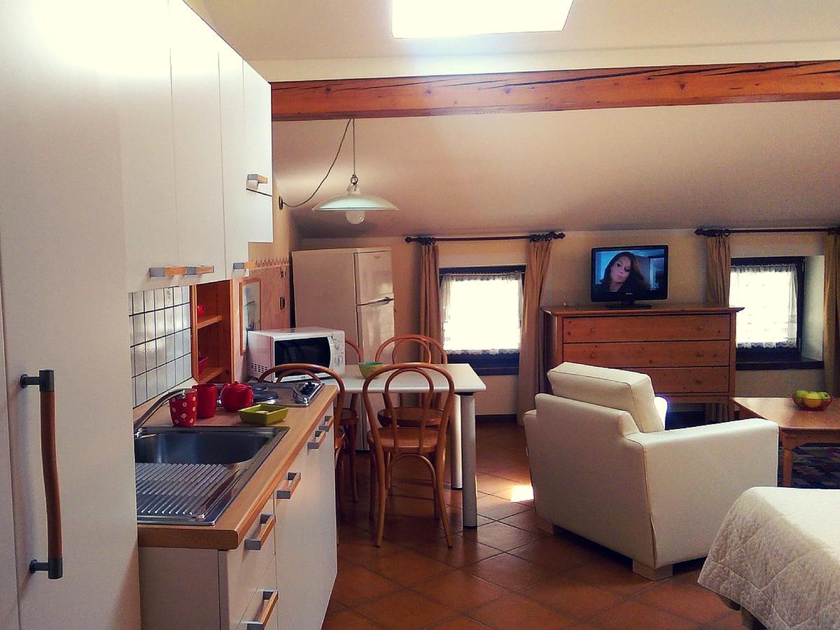 Manci Apartments By Hotel America Trento Bagian luar foto