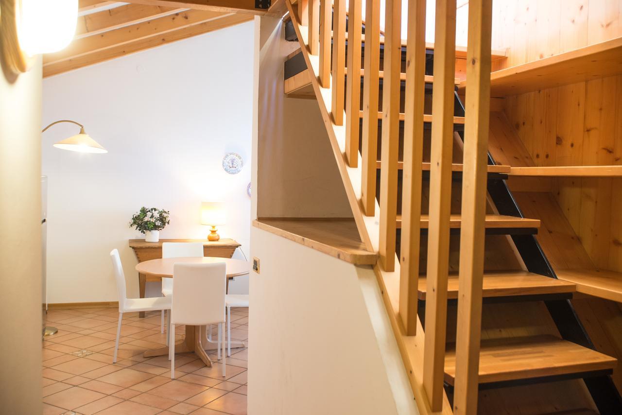 Manci Apartments By Hotel America Trento Bagian luar foto